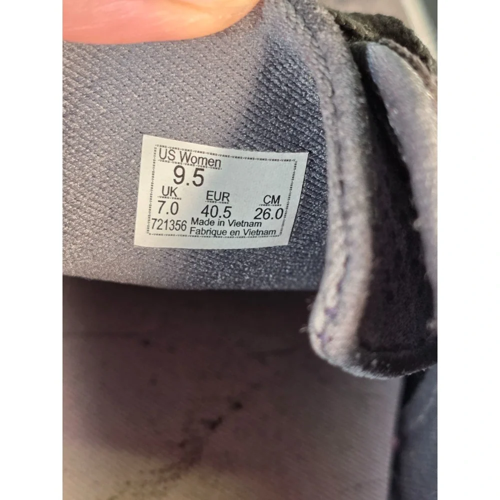 Vans this item